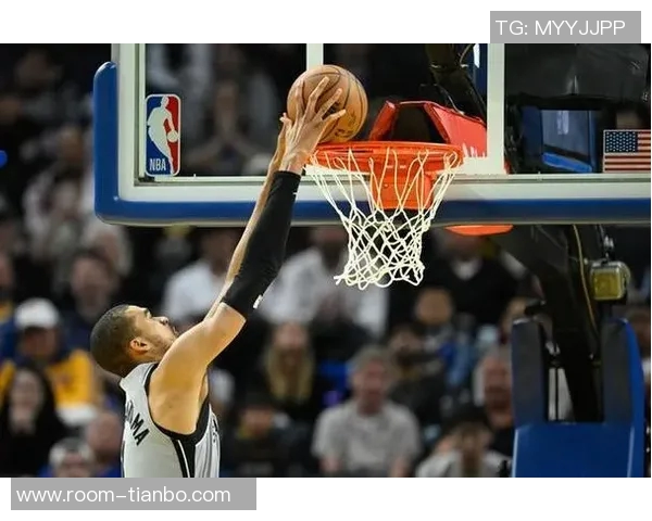 文班高效统治攻防全场29分11板6助2断3帽助球队取得胜利